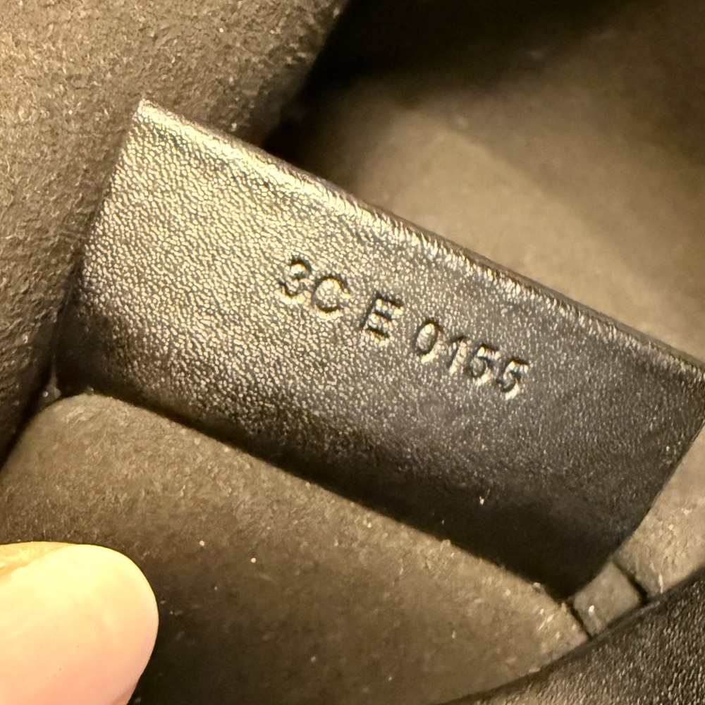 Givenchy Black and Tan Tote Bag - Picture 15 of 16